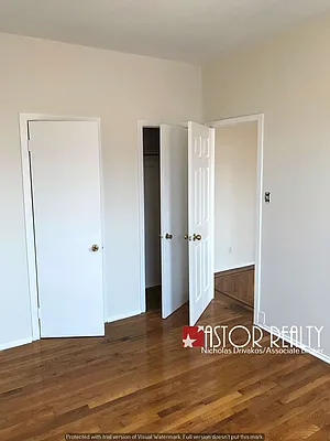 Rented by Astor Realty | media 15