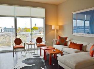 2217 N Prospect Ave APT 304, Milwaukee, WI 53202