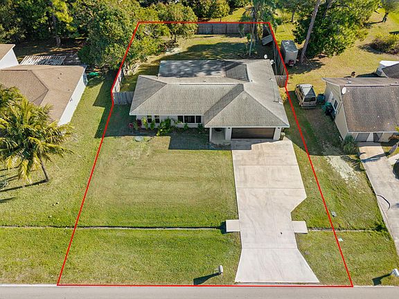 2nd image of 1657 SE Sandia Drive