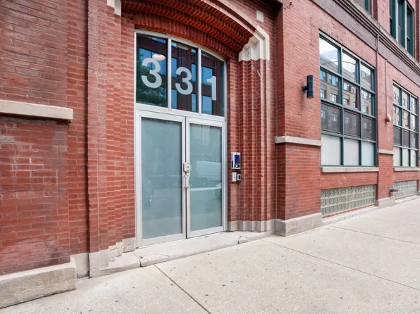 331 S Peoria St APT 201, Chicago, IL 60607