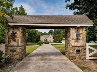 4050 Wesley Chapel Rd, Matthews, NC 28104