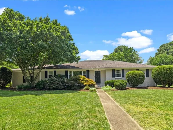 1525 Stephens Rd, Virginia Beach, VA 23454