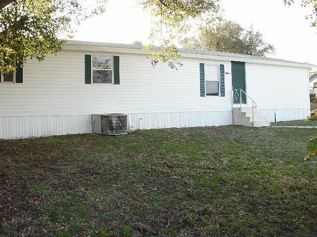 1st image of 3887 Whippletree Dr