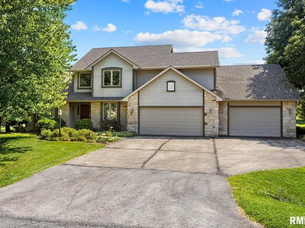 3628 E Westbrook Rd, Chillicothe, IL 61523