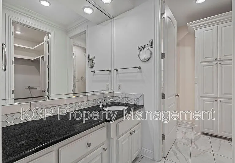 17 Jeffrey Way — Photo 11