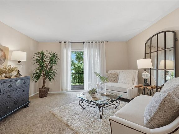 3rd image of 10347 Sannois Dr #17-08