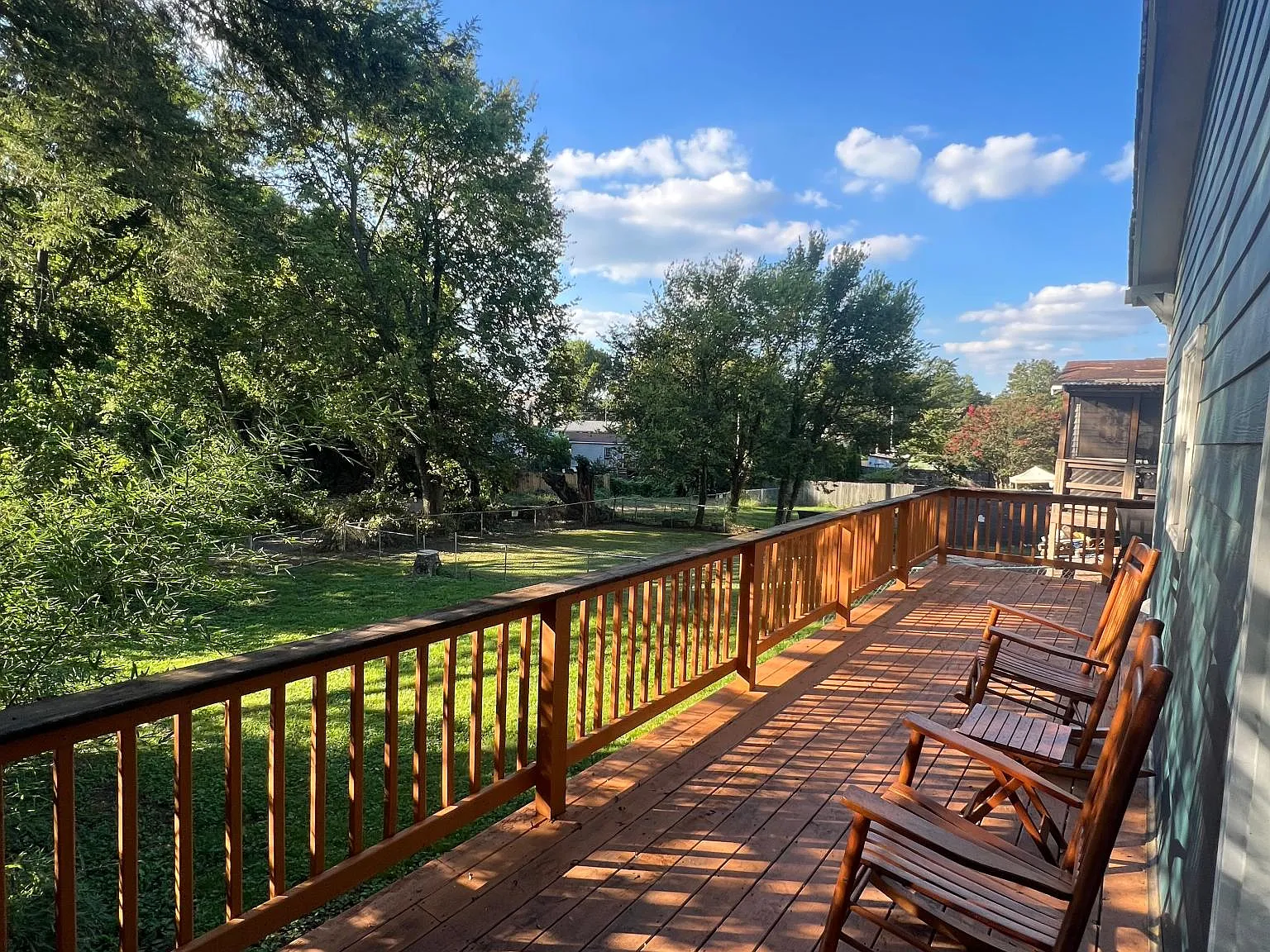 3 bed, 1300 sqft, $2,700 — Photo 4