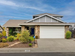 1921 Clydesdale Way, Petaluma, CA 94954