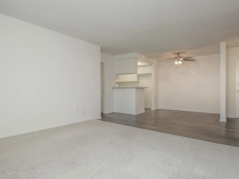 R.C. Briarwood Apartment Homes — Photo 22