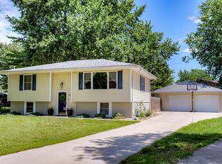 1866 9th Street Pl, Nevada, IA 50201