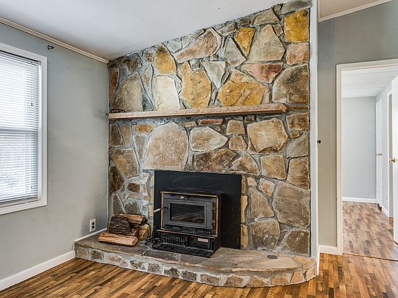 5th image of 115 Monticello Ln