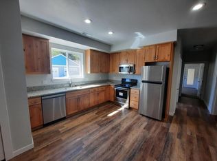 3220 S 12th St, Lebanon, OR 97355