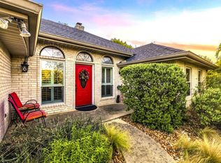 103 Turnberry Cir, Kerrville, TX 78028