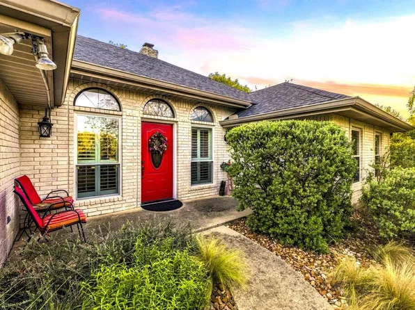 103 Turnberry Cir, Kerrville, TX 78028