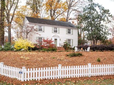 405 Kemp Rd W, Greensboro, NC, 27410