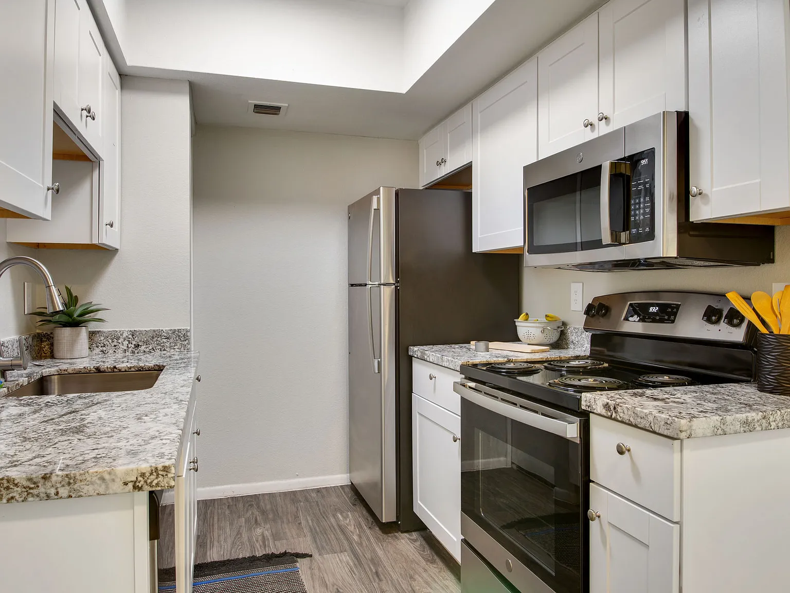 Alterra Apartments — Photo 3