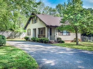 308 Garren Ln #2, East Flat Rock, NC 28726