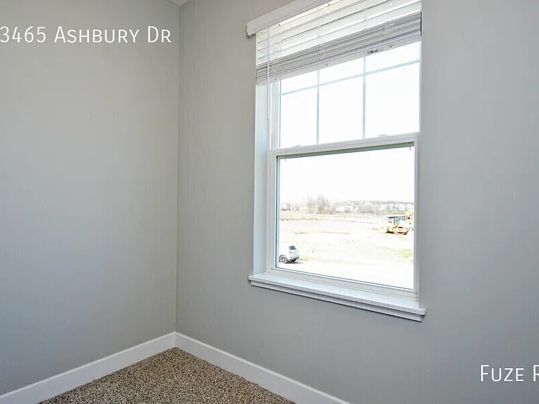 23465 Ashbury Dr — Photo 38