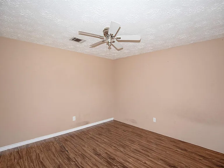 10514 Sagemeadow Ct — Photo 23
