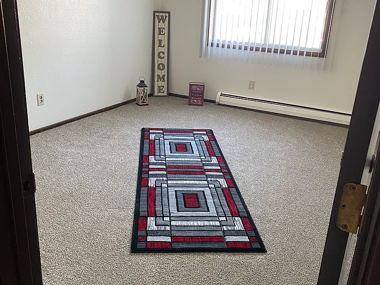 Amberwood Apartments — Photo 11