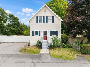 16 Elm St, Reading, MA 01867