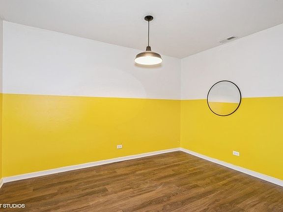 4th image of 109 W Brandon Ct Unit 26