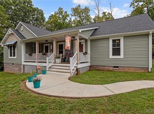 12460 Deaton Ln, Amelia Court House, VA 23002