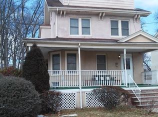 145 E 8th Ave, Roselle, NJ 07203