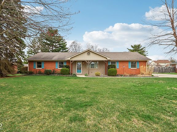 3rd image of 1526 Chapman Dr