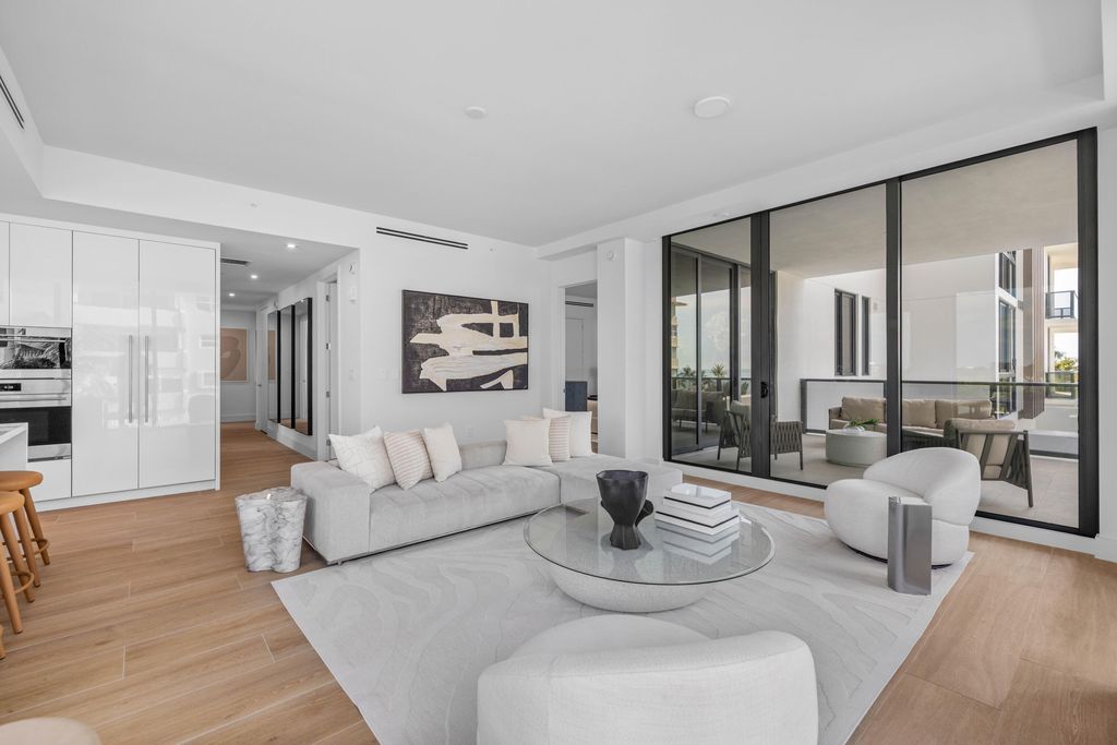 305 Briny Avenue #301, photo 7