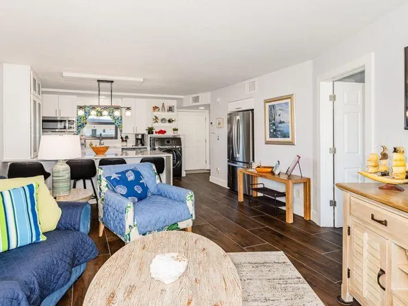 1023 Anglers Cv E #505, Marco Island, FL 34145