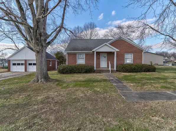 155 S 1st St, Elberfeld, IN 47613