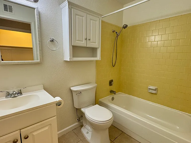 2153 S 29th Ave — Photo 13