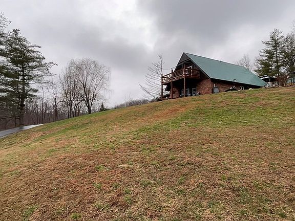 2nd image of 376 Rolling Hill Rd