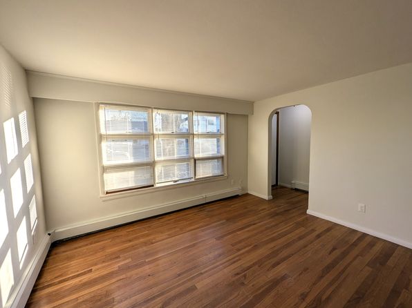 (undisclosed Address)