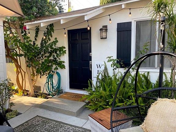 Welcome Home ! Private patio - you are the rear bungalow in a Duplex. Very Safe, quiet area with nice neighbors. If you love gardening this is a sweet patio garden!