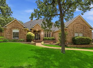 370 Canyon Oaks Dr, Argyle, TX 76226