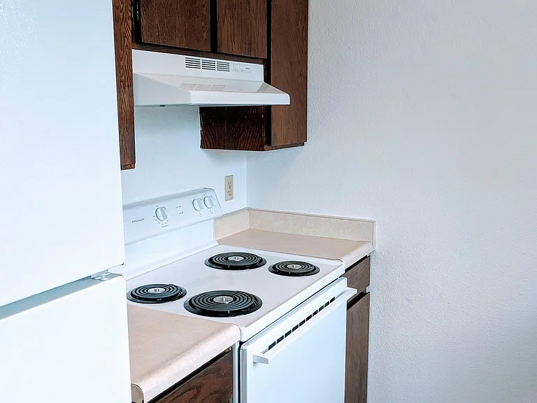 2902 Dawn Dr #2 — Photo 7