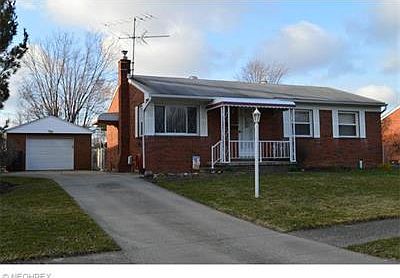 1st image of 820 Fairwood Blvd