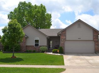 5619 E 49th St N, Wichita, KS 67220