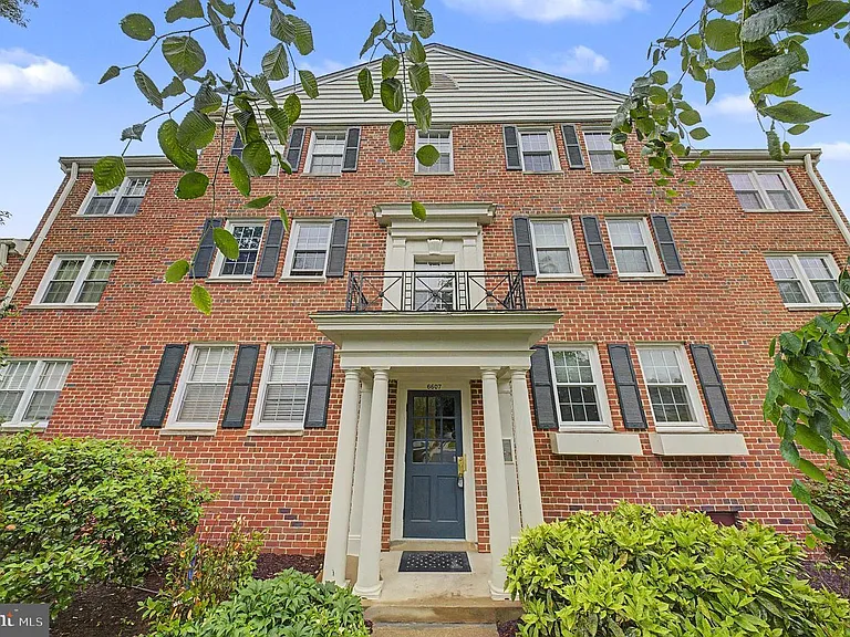 6607 Potomac Ave #C2 — Photo 21