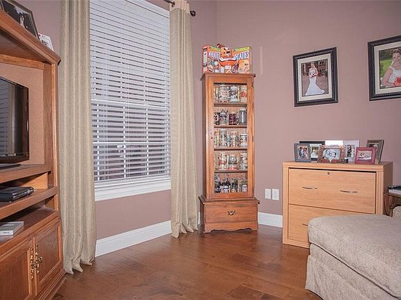 4th image of 7104 Maumee Valley Ct