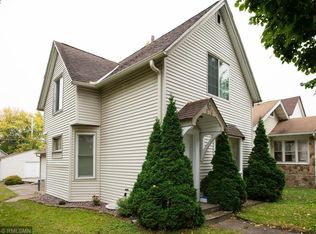 876 Cook Ave E, Saint Paul, MN 55106