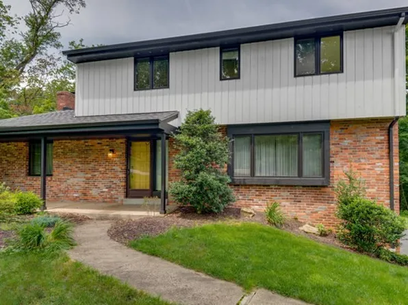 110 Bethany Dr, Canonsburg, PA 15317
