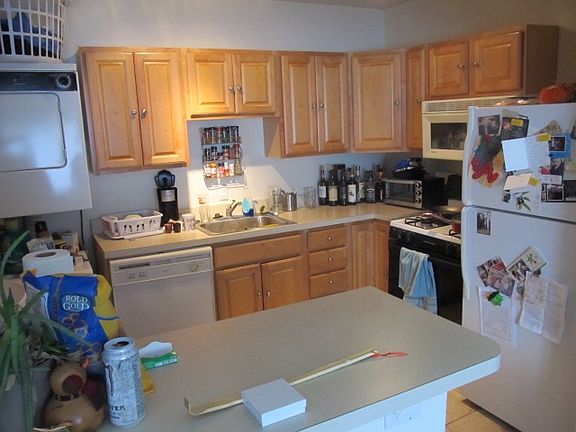 2nd image of 510 Lombard St APT F