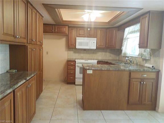 3rd image of 4161 Woodbrier Dr