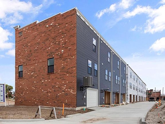 3rd image of 5008 Daggett Ave