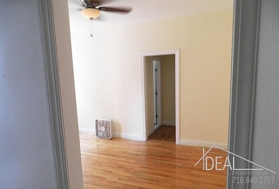 5th image of 915 Washington Ave APT 5D