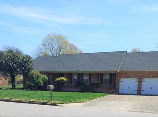 1432 Ewell Rd, Virginia Beach, VA 23455