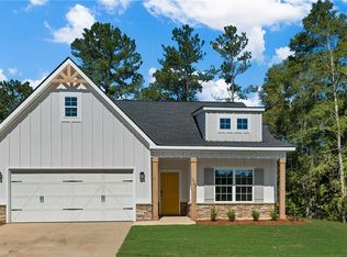 1966 Grant Ave, Opelika, AL 36804